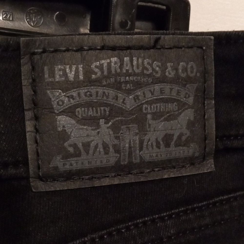 Levi's Women's 710 Mid - Rise Skinny Jeans - Black - Picture 2 of 7